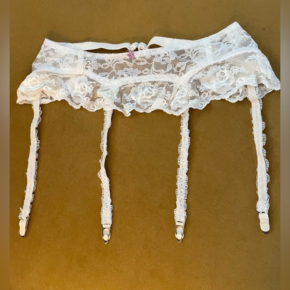 Vintage Alana Gale Garter Belt Lace Trim White S